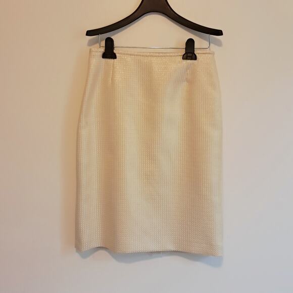 Tahari Arthur S Levine Luxe Elegant Cream Skirt Suit Set Gold Trim - Picture 3 of 10